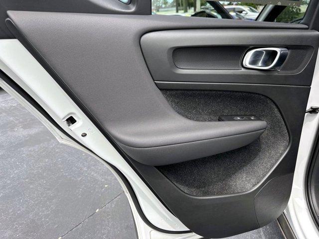 used 2022 Volvo XC40 car, priced at $25,700
