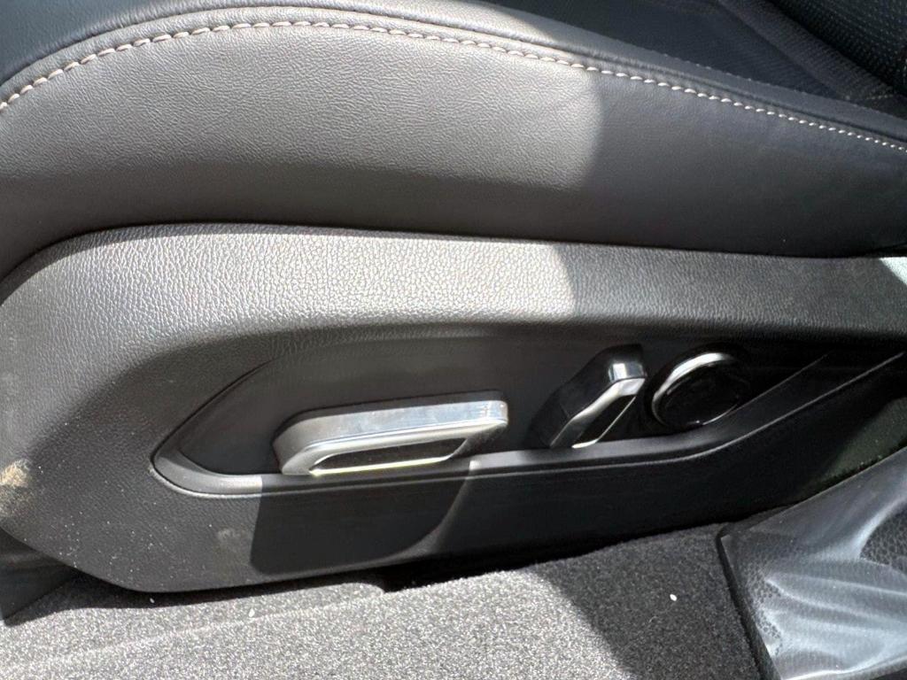 new 2025 Acura TLX car, priced at $44,988