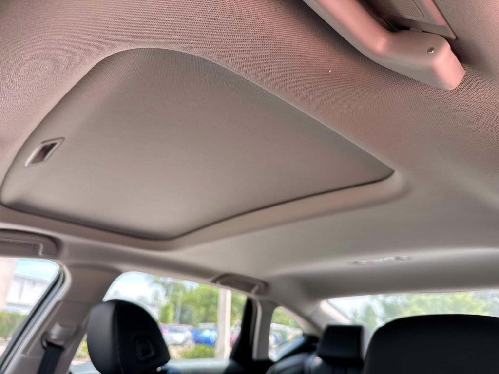 new 2025 Acura TLX car, priced at $44,988