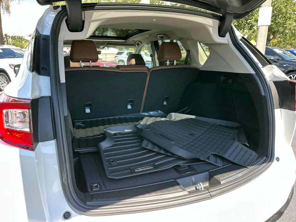 new 2025 Acura RDX car, priced at $47,151