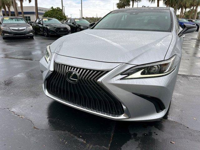 used 2019 Lexus ES 350 car, priced at $29,000