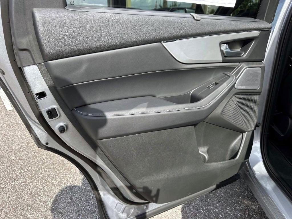 new 2026 Acura MDX car, priced at $58,550