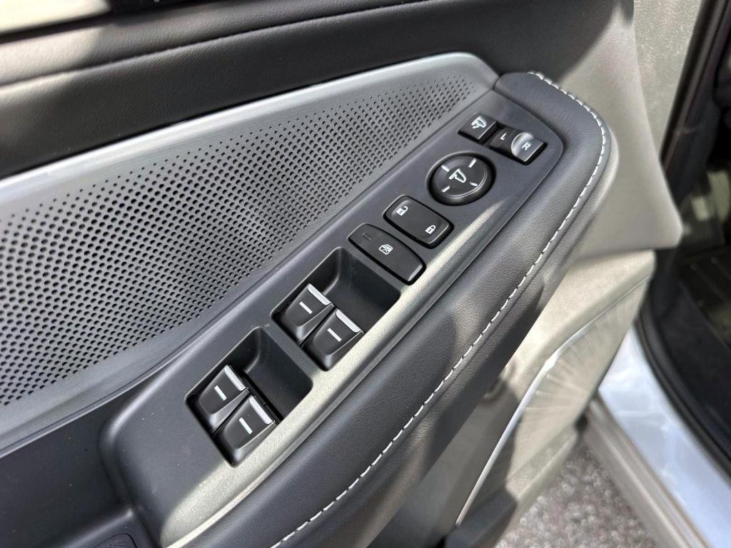 new 2026 Acura MDX car, priced at $58,550