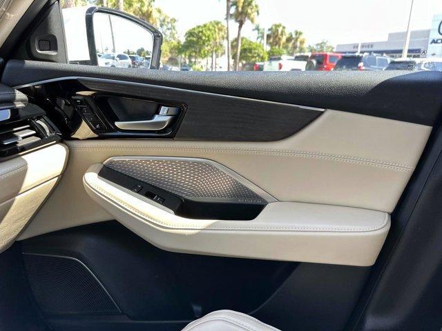 used 2023 Acura MDX car, priced at $40,000