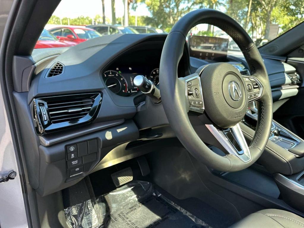 used 2025 Acura RDX car, priced at $39,000
