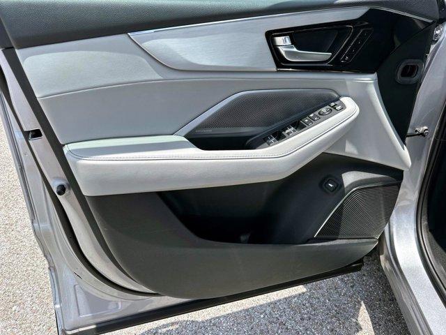 used 2025 Acura MDX car, priced at $51,000