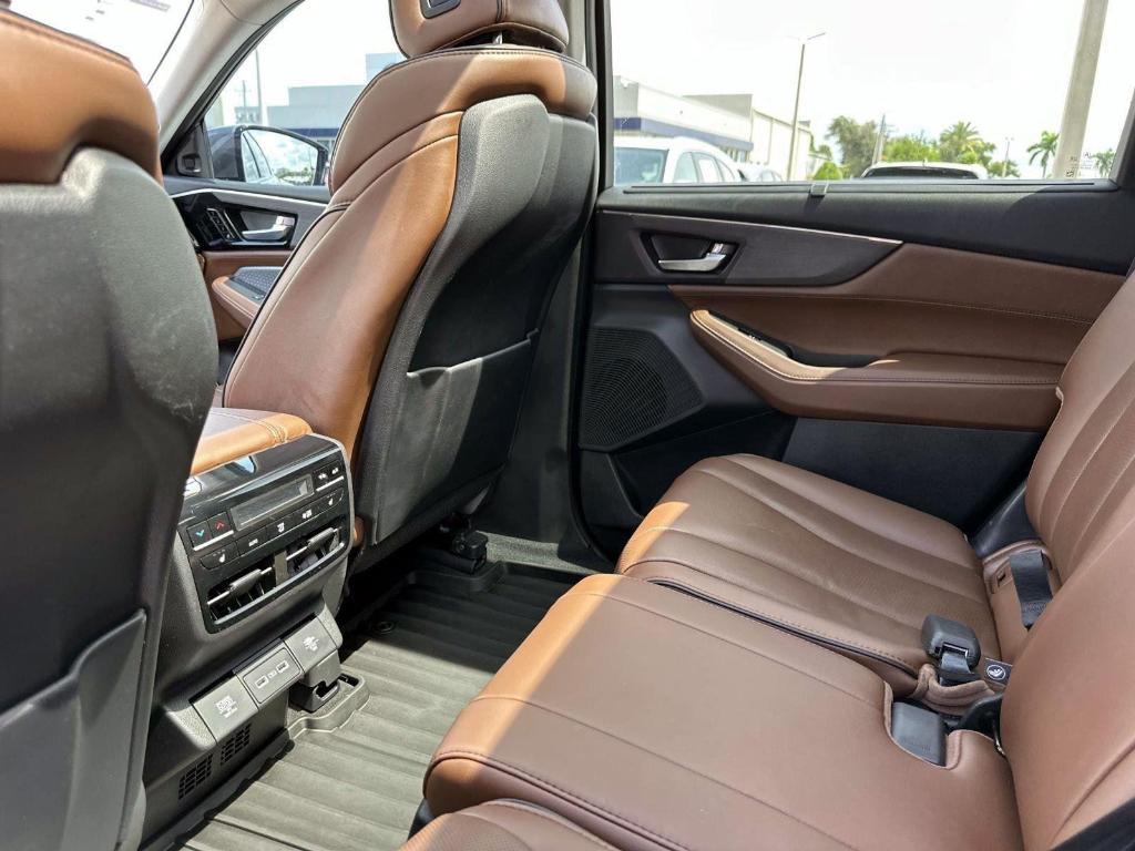 used 2024 Acura MDX car, priced at $49,000