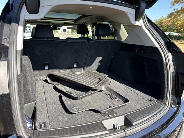 used 2023 Acura RDX car, priced at $33,200