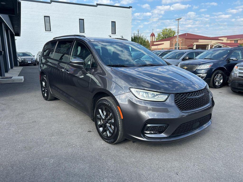 used 2021 Chrysler Pacifica car, priced at $26,995