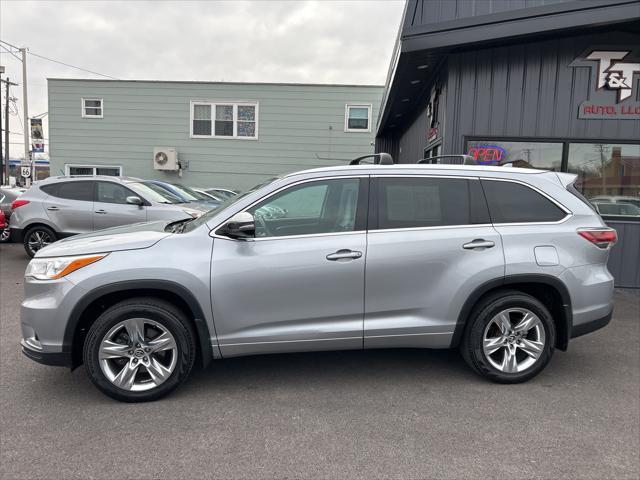 used 2016 Toyota Highlander car, priced at $21,495