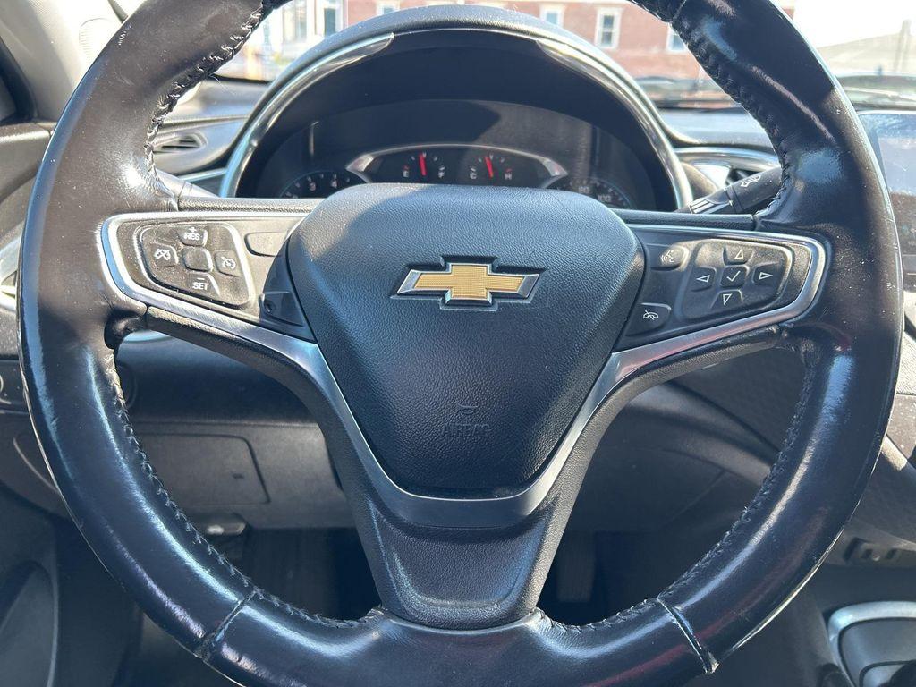 used 2018 Chevrolet Malibu car, priced at $11,495