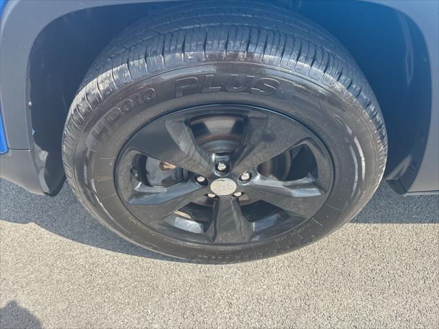 used 2018 Jeep Cherokee car, priced at $14,295