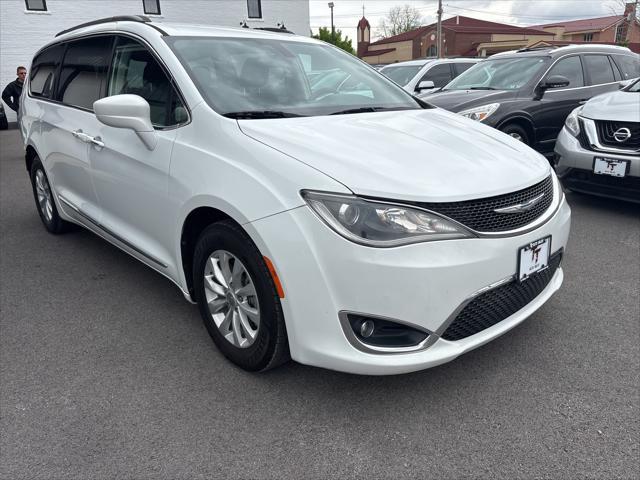 used 2017 Chrysler Pacifica car, priced at $12,295
