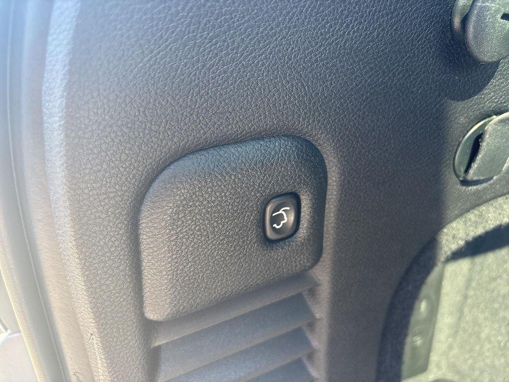 used 2015 Jeep Grand Cherokee car, priced at $12,495