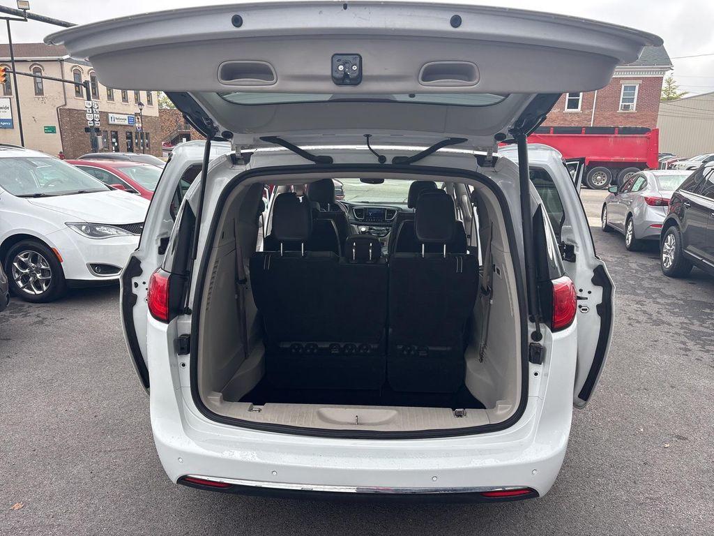 used 2018 Chrysler Pacifica car, priced at $13,995
