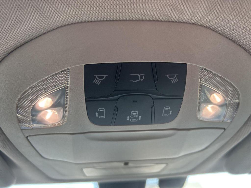 used 2018 Chrysler Pacifica car, priced at $15,895