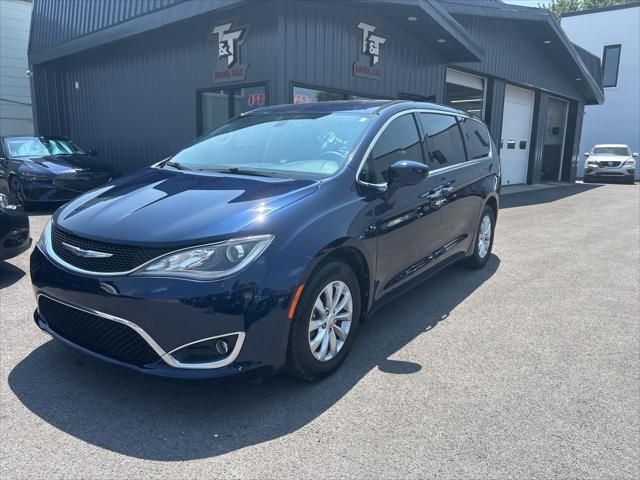used 2018 Chrysler Pacifica car, priced at $16,295