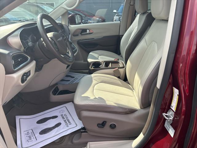 used 2017 Chrysler Pacifica car, priced at $12,895