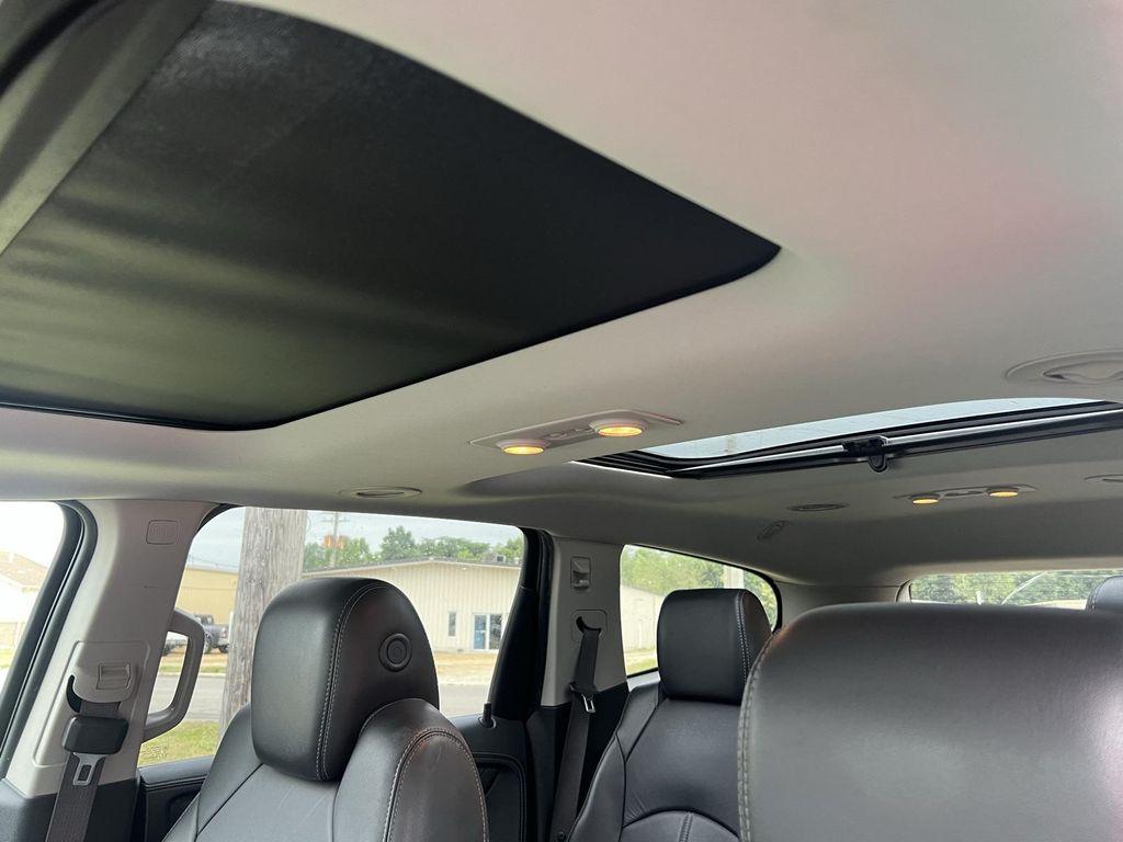 used 2015 Chevrolet Traverse car, priced at $11,995