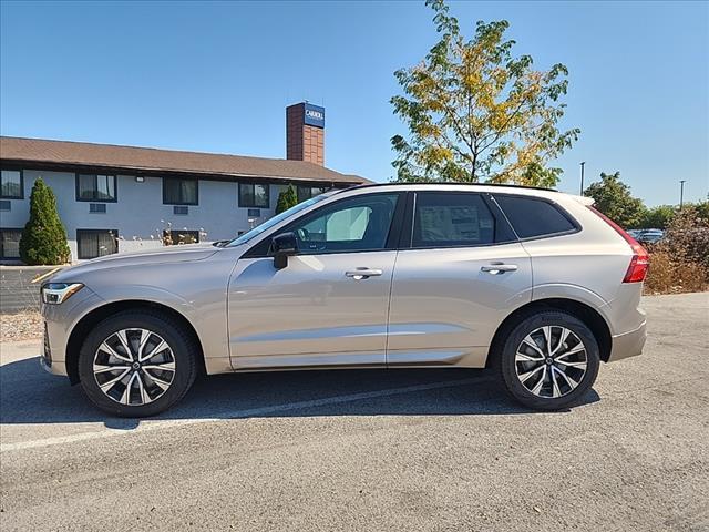 new 2025 Volvo XC60 car, priced at $51,535