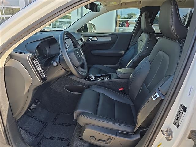 used 2025 Volvo XC40 car, priced at $32,998