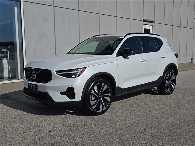 used 2025 Volvo XC40 car, priced at $32,998