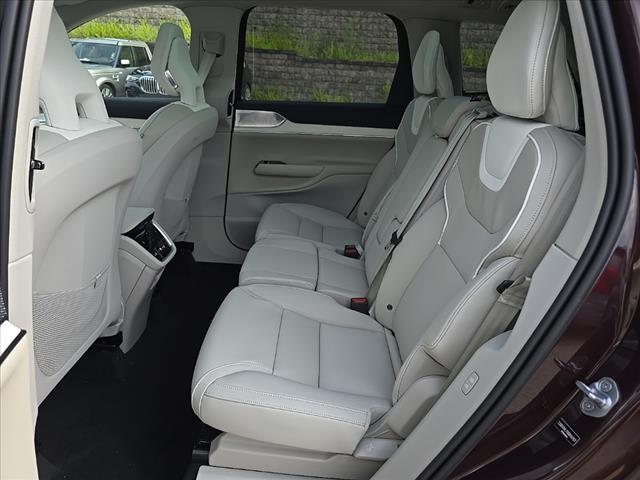 new 2025 Volvo EX90 car, priced at $90,765