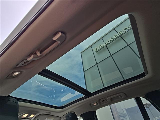 used 2024 Volvo V60 Cross Country car, priced at $47,998