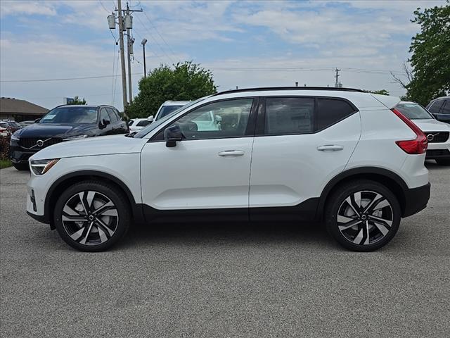 new 2025 Volvo XC40 car, priced at $49,810