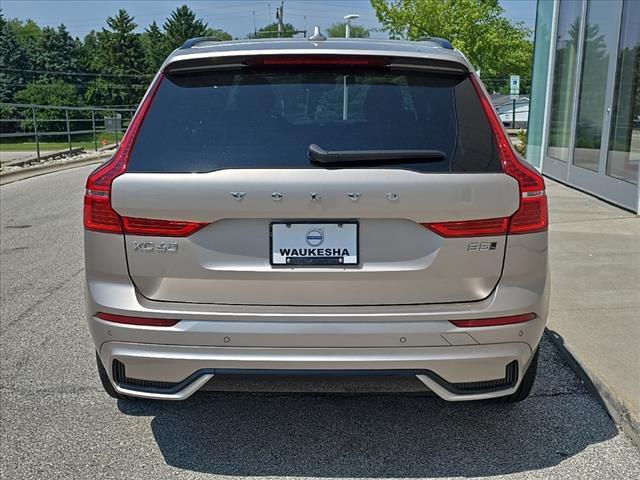 new 2025 Volvo XC60 car, priced at $60,415
