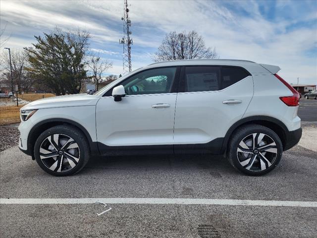 new 2025 Volvo XC40 car, priced at $49,810