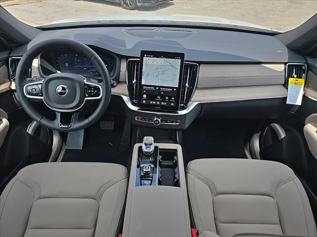 new 2025 Volvo XC90 car, priced at $68,745