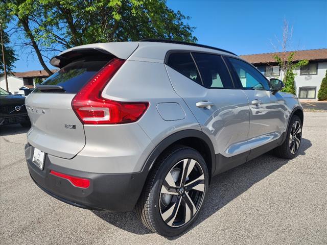 new 2024 Volvo XC40 car, priced at $50,205