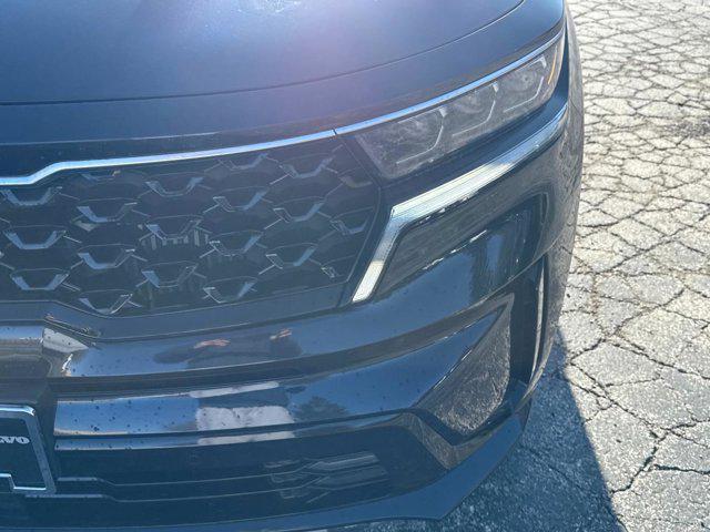 used 2022 Kia Sorento Plug-In Hybrid car, priced at $27,998