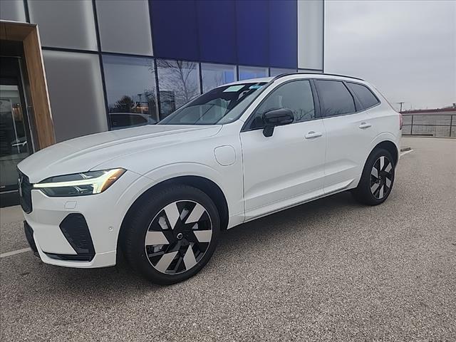 new 2025 Volvo XC60 Plug-In Hybrid car, priced at $66,625