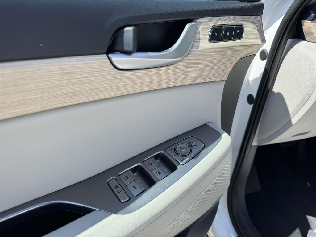used 2023 Hyundai Palisade car, priced at $38,995