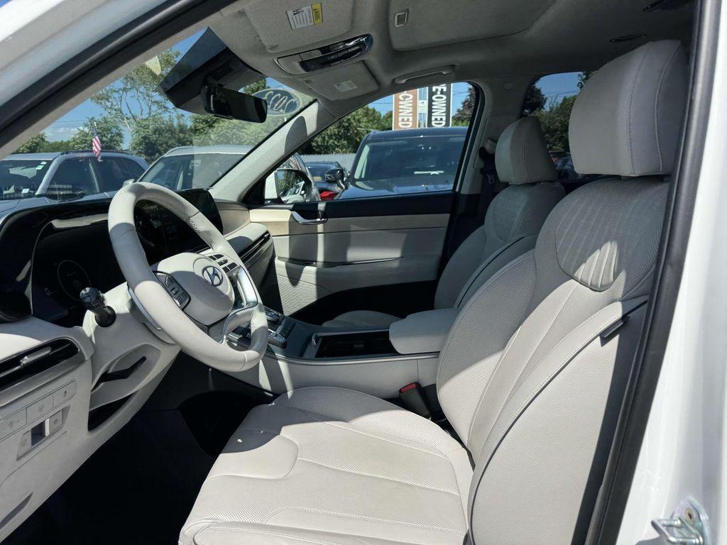 used 2023 Hyundai Palisade car, priced at $38,995