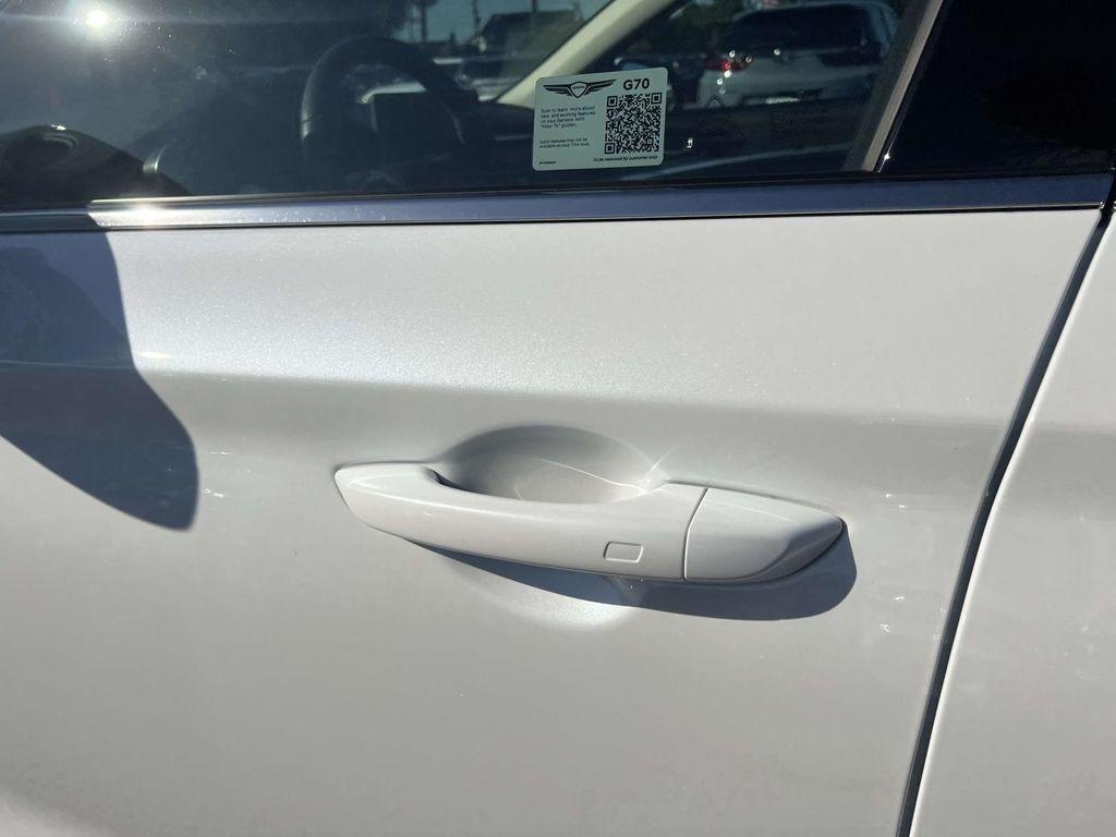 used 2025 Genesis G70 car