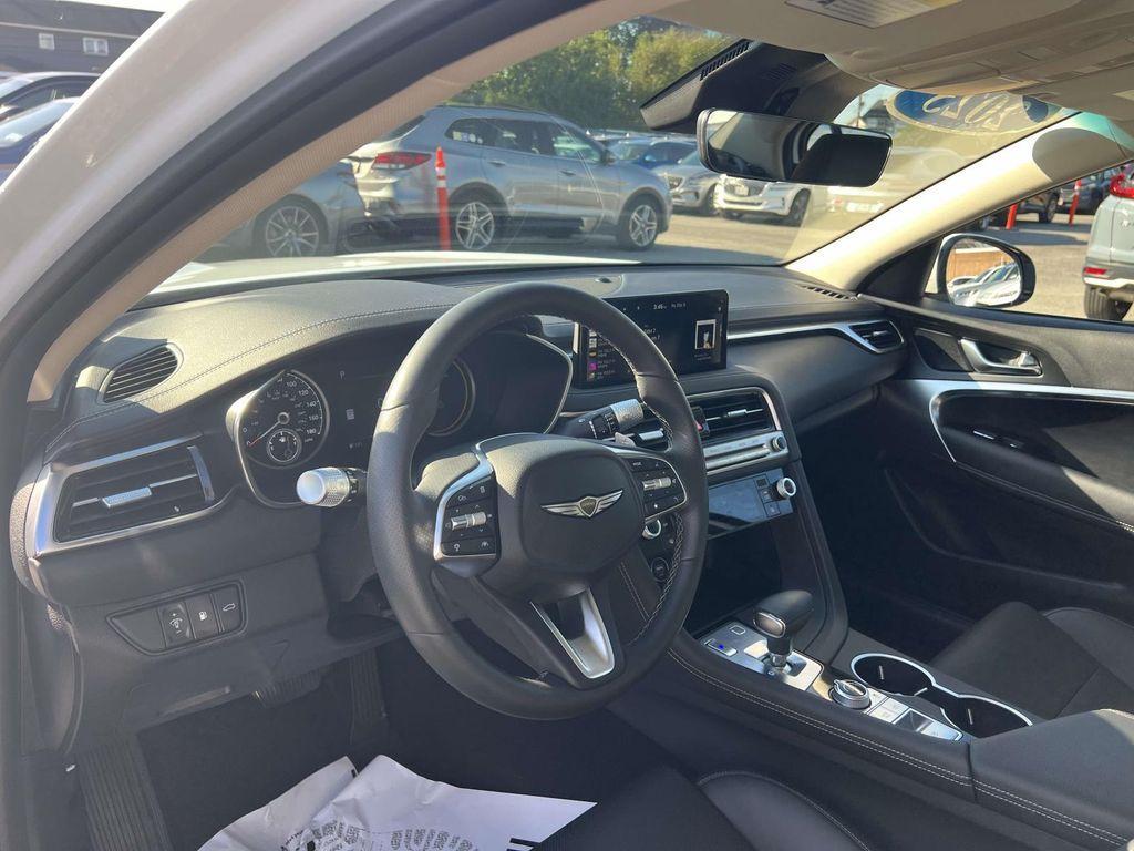 used 2025 Genesis G70 car