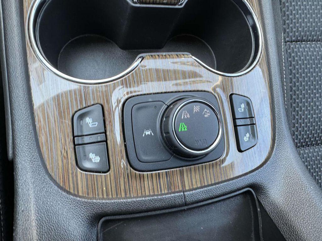 used 2022 GMC Acadia car, priced at $23,308