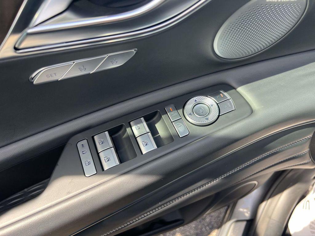 used 2025 Genesis GV80 car