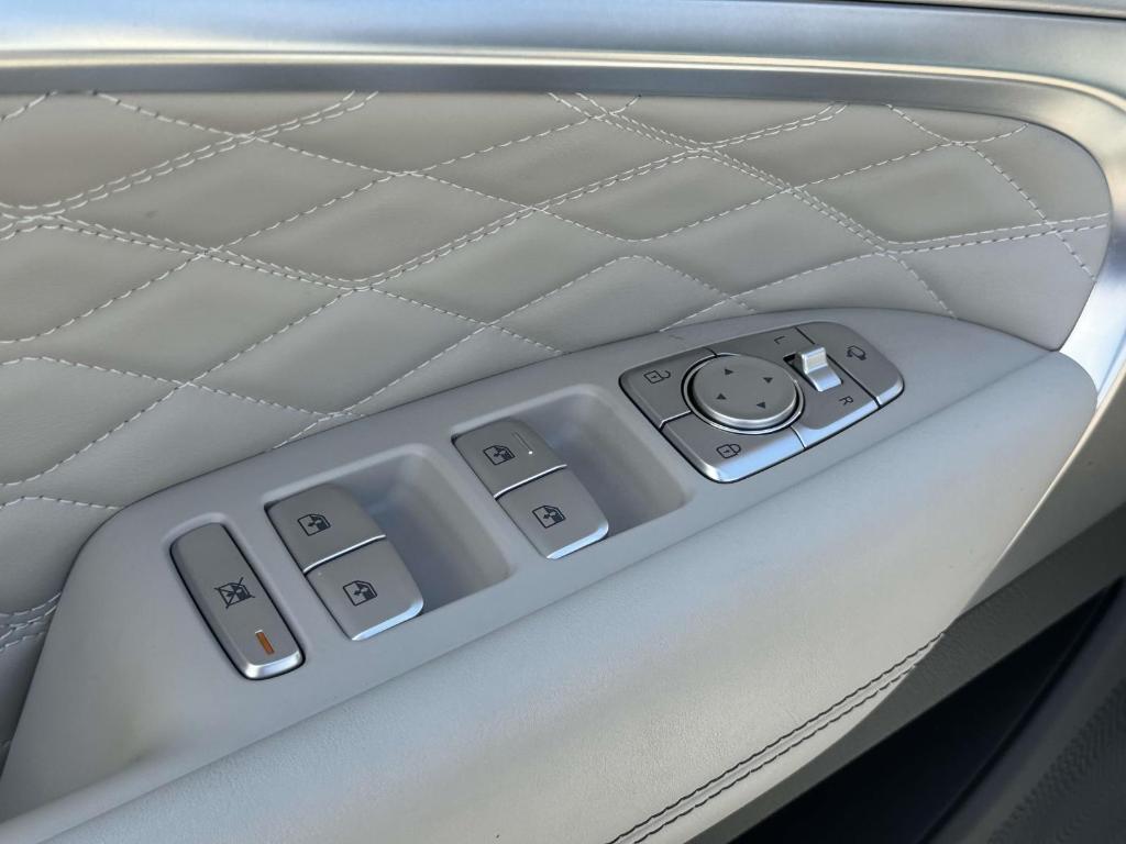 used 2019 Genesis G70 car, priced at $19,972