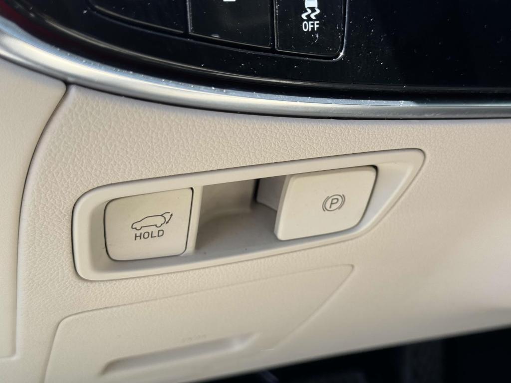 used 2022 Genesis GV70 car, priced at $33,307