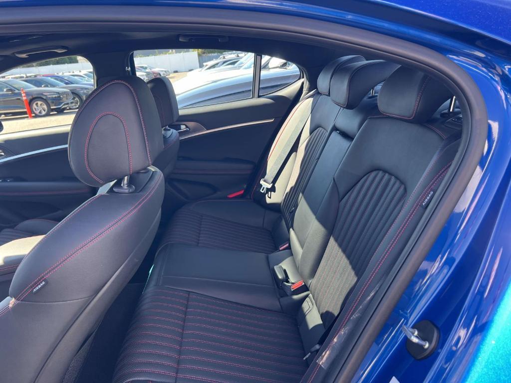 used 2025 Genesis G70 car