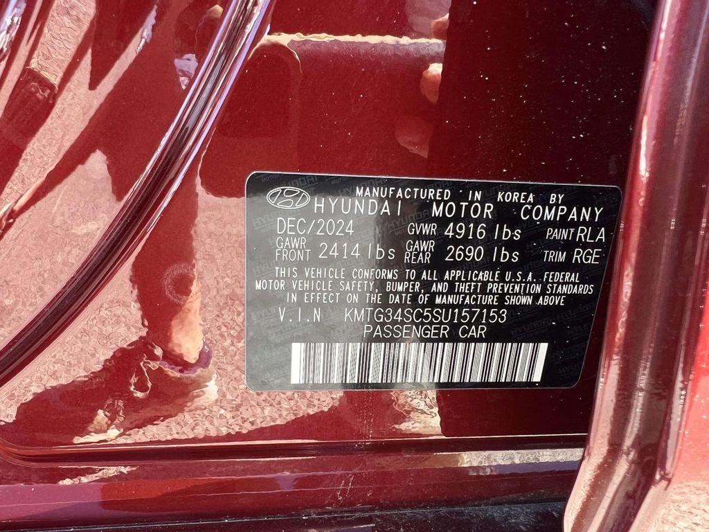 used 2025 Genesis G70 car, priced at $37,990