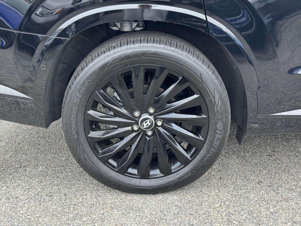 used 2025 Hyundai Palisade car, priced at $49,626