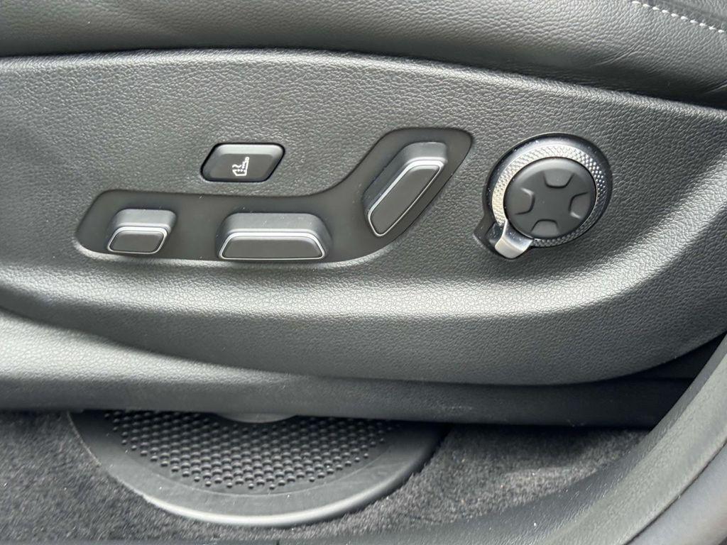 used 2025 Genesis GV80 car, priced at $64,790