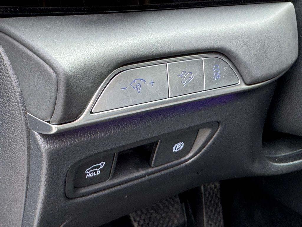 used 2025 Genesis GV80 car, priced at $57,495