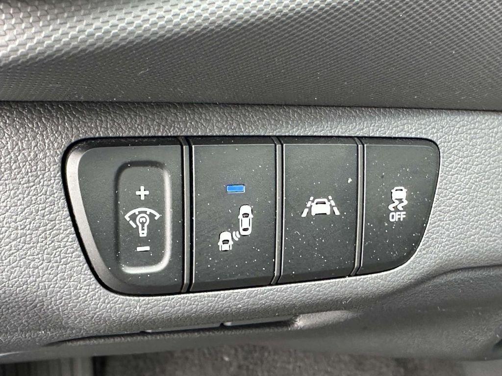 used 2022 Hyundai Ioniq Plug-In Hybrid car, priced at $18,617
