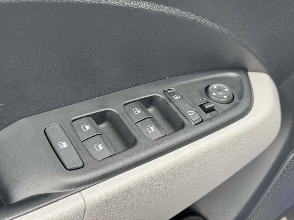 used 2024 Hyundai Venue car, priced at $19,990